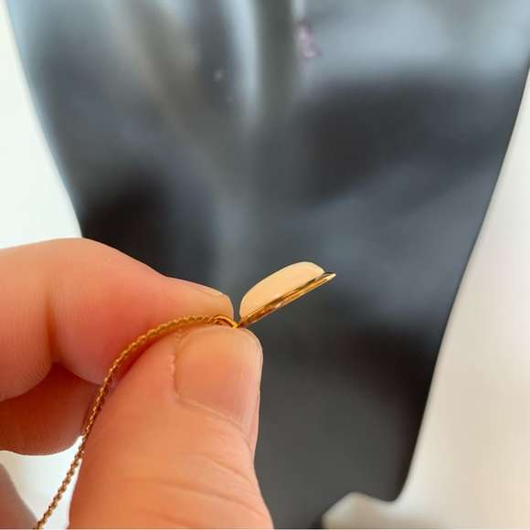 Vintage 12K GF Oval Mother of Pearl Necklace, NWOT, 17 Inches Long - Picture 8 of 12